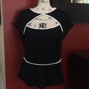 New York & Company 7th Avenue Design Studio XL Top